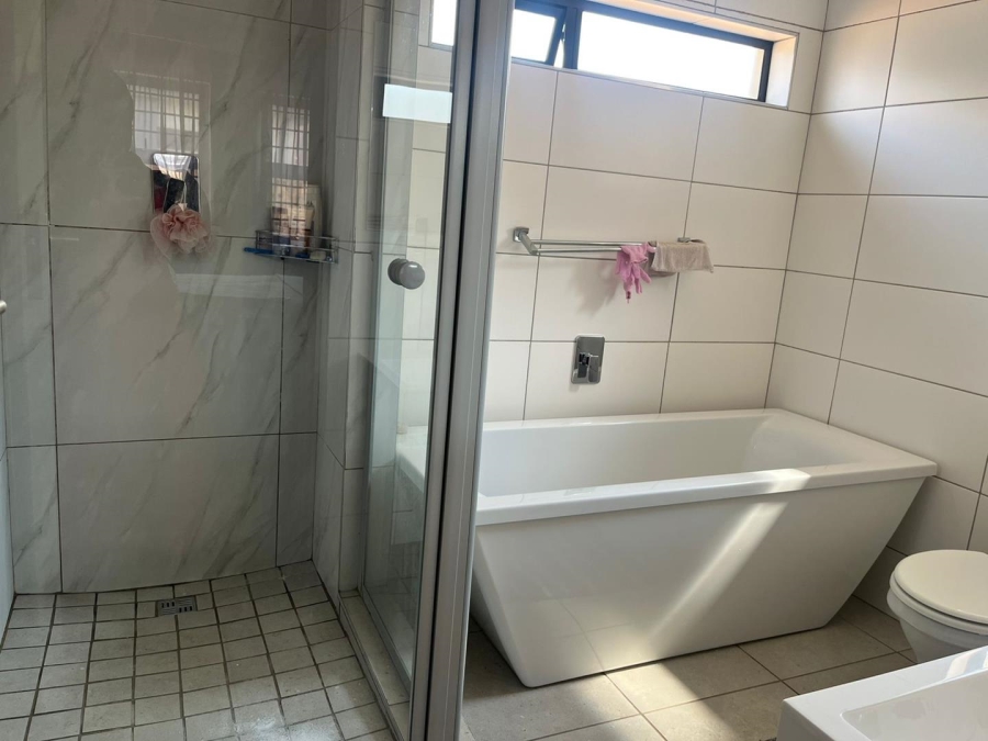 To Let 3 Bedroom Property for Rent in Nietgedacht Gauteng