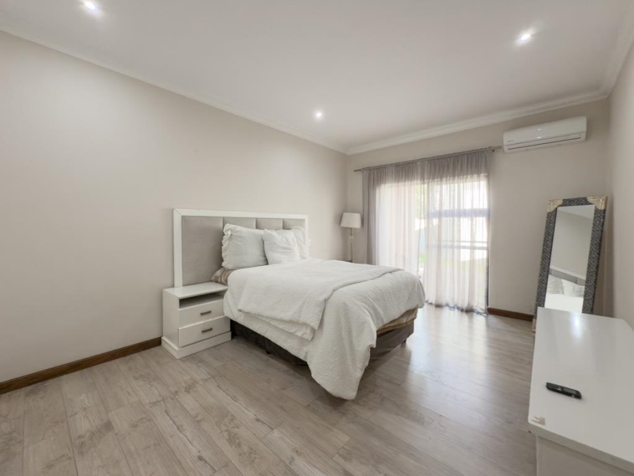 4 Bedroom Property for Sale in Midstream Ridge Gauteng