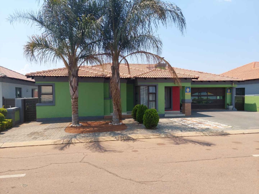 3 Bedroom Property for Sale in The Orchards Gauteng
