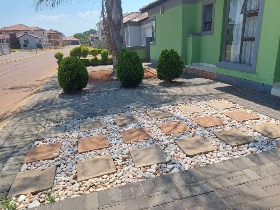 3 Bedroom Property for Sale in The Orchards Gauteng