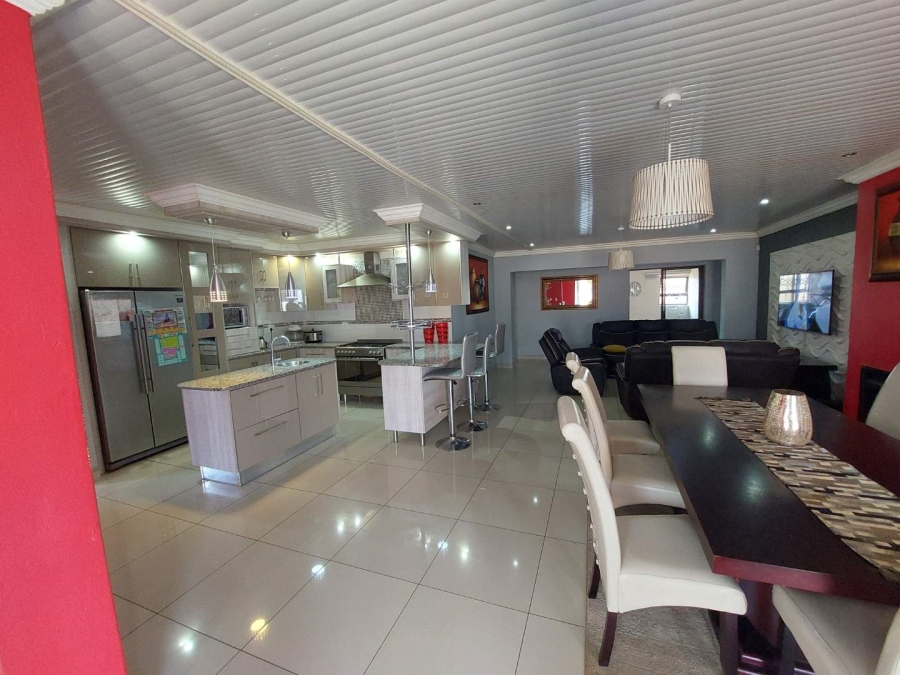 3 Bedroom Property for Sale in The Orchards Gauteng