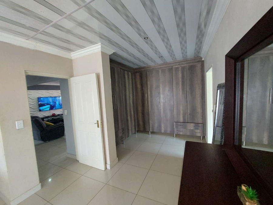 3 Bedroom Property for Sale in The Orchards Gauteng