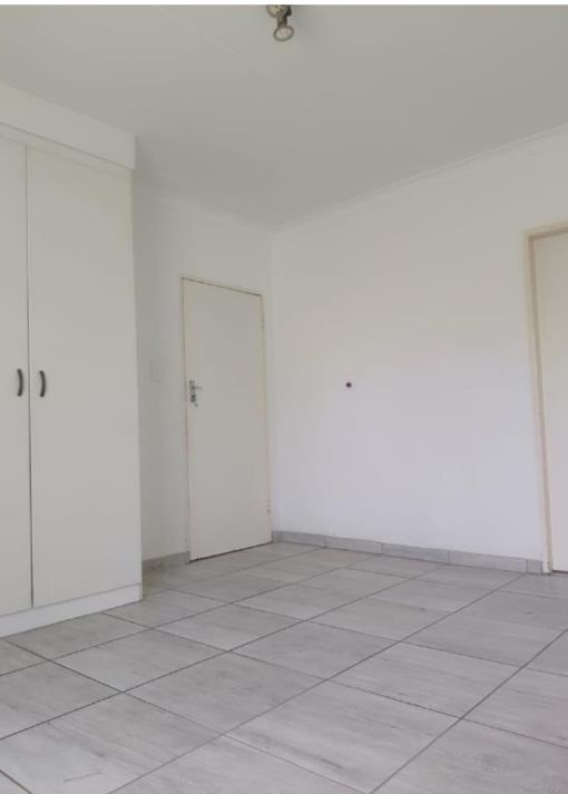 To Let 3 Bedroom Property for Rent in Lyndhurst Gauteng