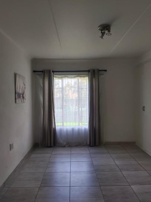 To Let 3 Bedroom Property for Rent in Lyndhurst Gauteng