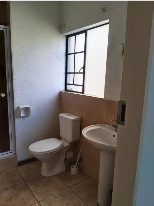To Let 3 Bedroom Property for Rent in Lyndhurst Gauteng
