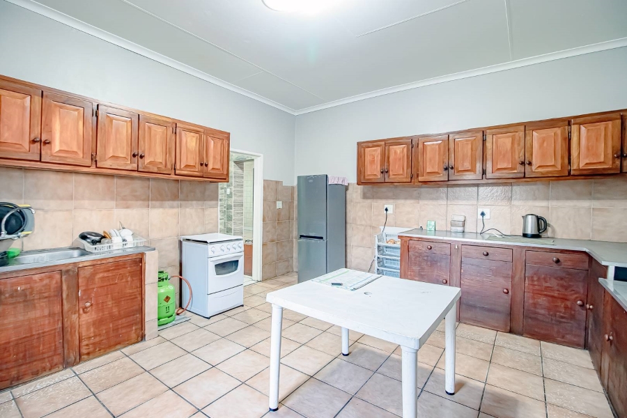 3 Bedroom Property for Sale in Mountain View Gauteng