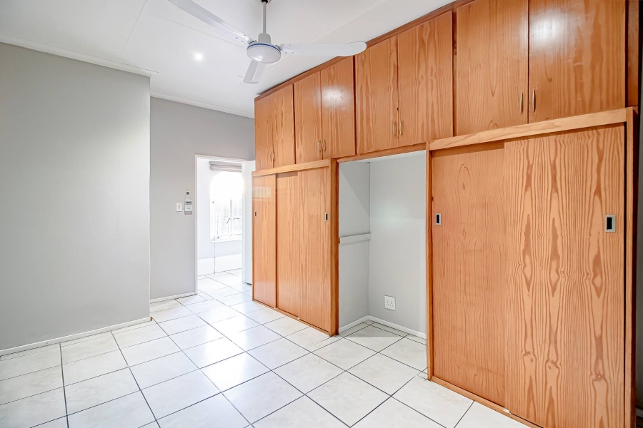 3 Bedroom Property for Sale in Mountain View Gauteng