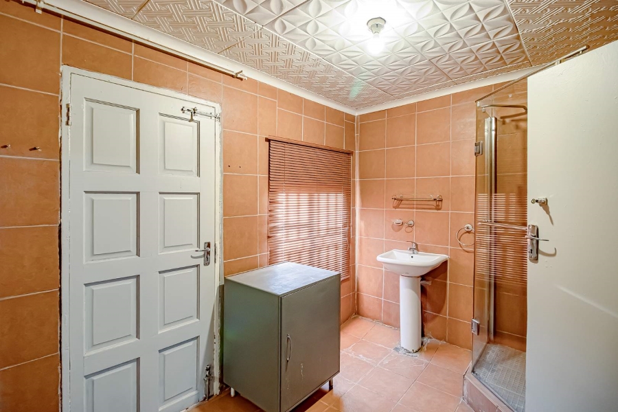 3 Bedroom Property for Sale in Mountain View Gauteng