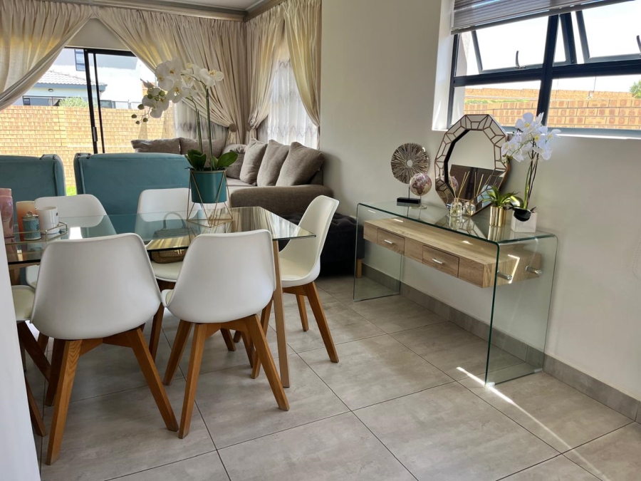 0 Bedroom Property for Sale in Thatchfield Estate Gauteng