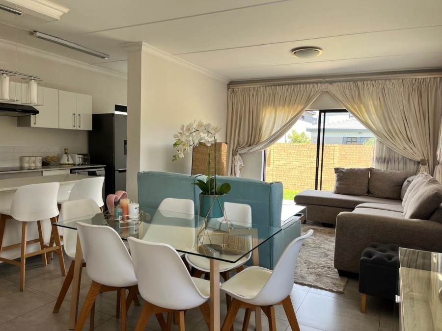 0 Bedroom Property for Sale in Thatchfield Estate Gauteng