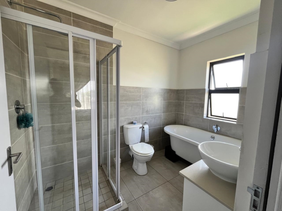 0 Bedroom Property for Sale in Thatchfield Estate Gauteng