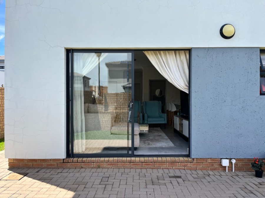 0 Bedroom Property for Sale in Thatchfield Estate Gauteng