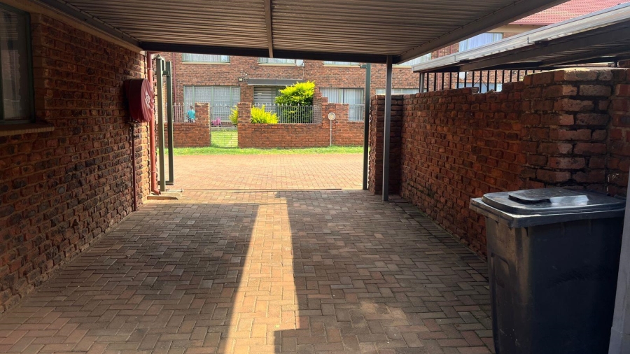 3 Bedroom Property for Sale in The Orchards Gauteng