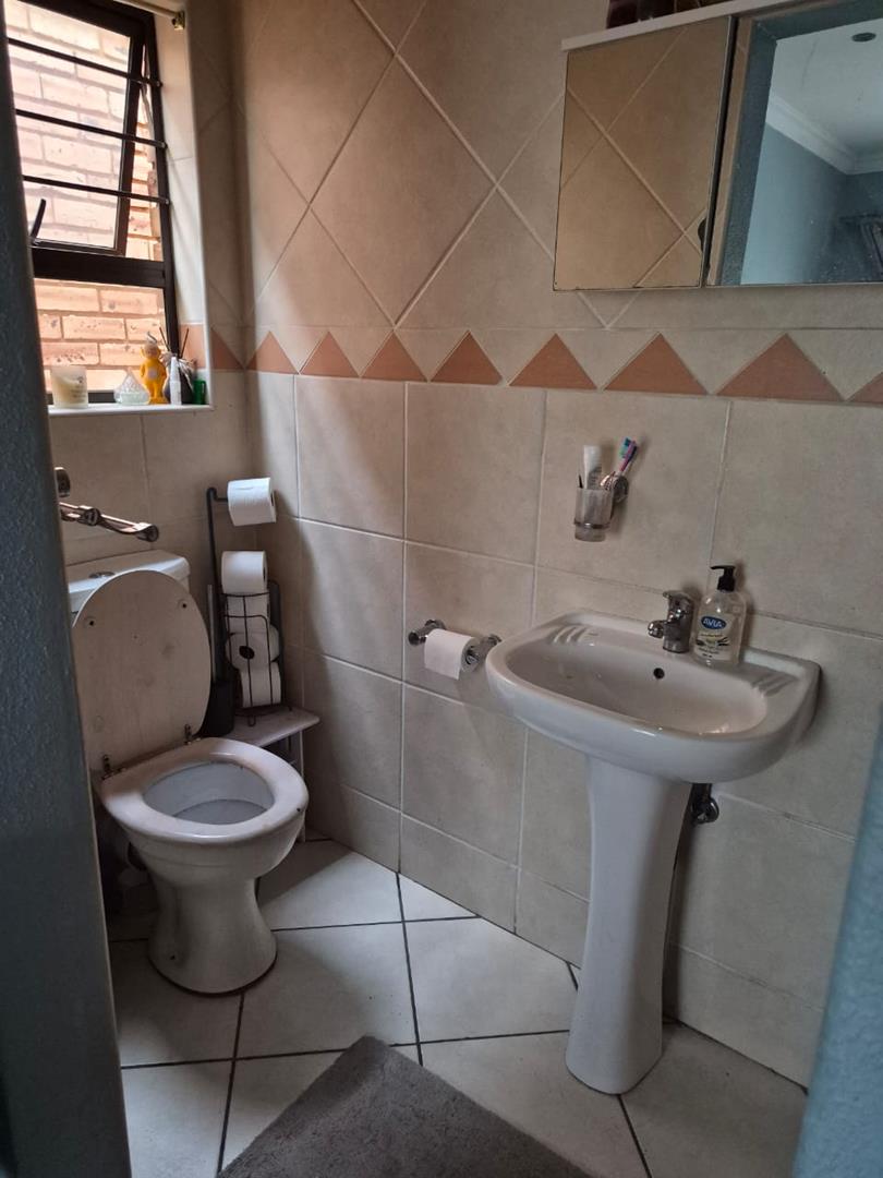 3 Bedroom Property for Sale in Florentia Gauteng