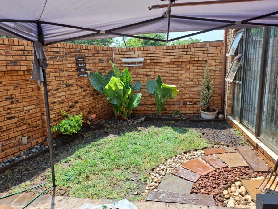 3 Bedroom Property for Sale in Florentia Gauteng