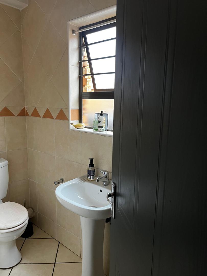 To Let 3 Bedroom Property for Rent in Florentia Gauteng