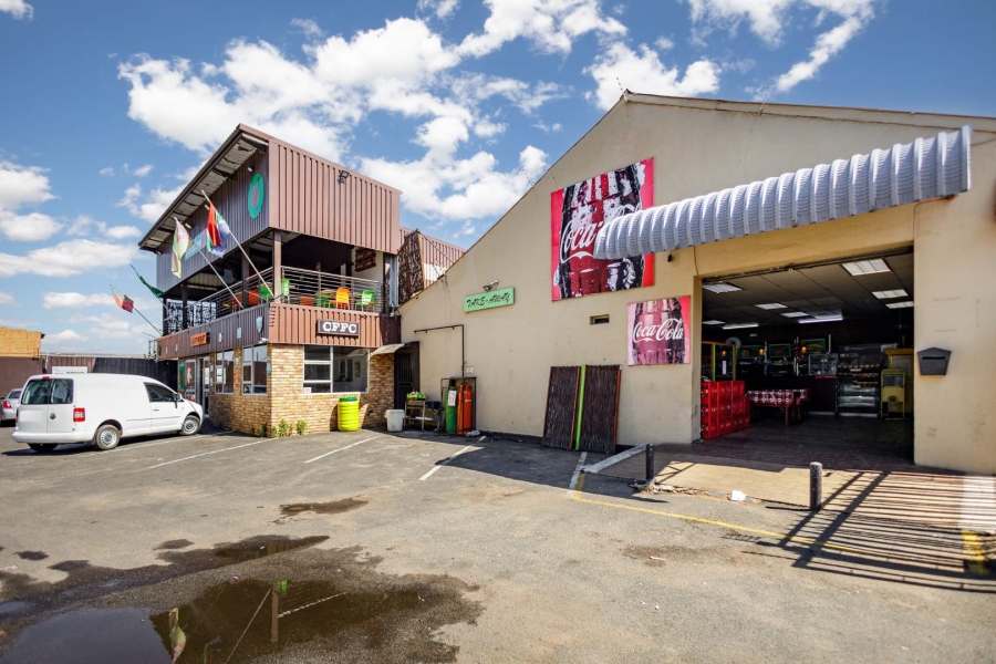Commercial Property for Sale in Driehoek Gauteng
