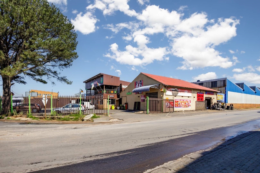 Commercial Property for Sale in Driehoek Gauteng