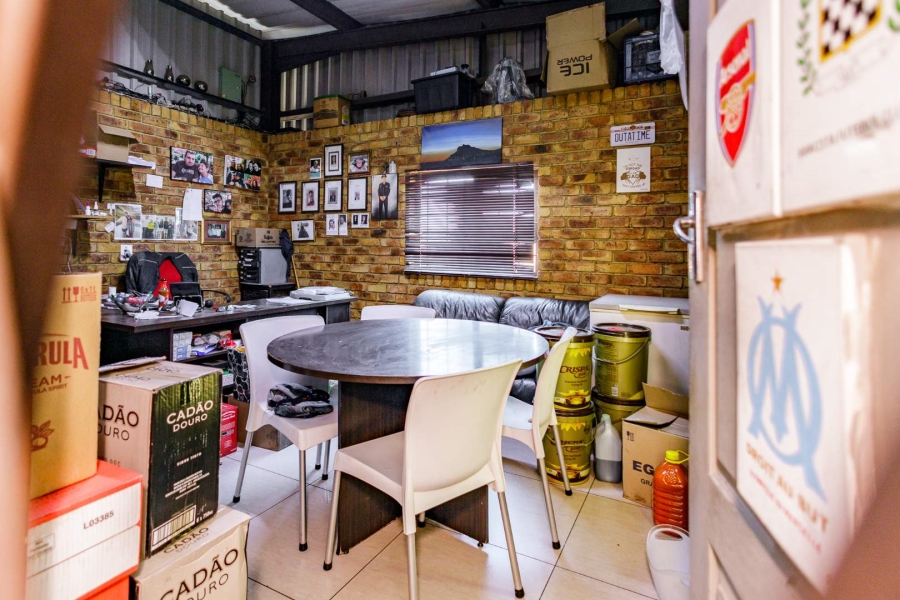 Commercial Property for Sale in Driehoek Gauteng