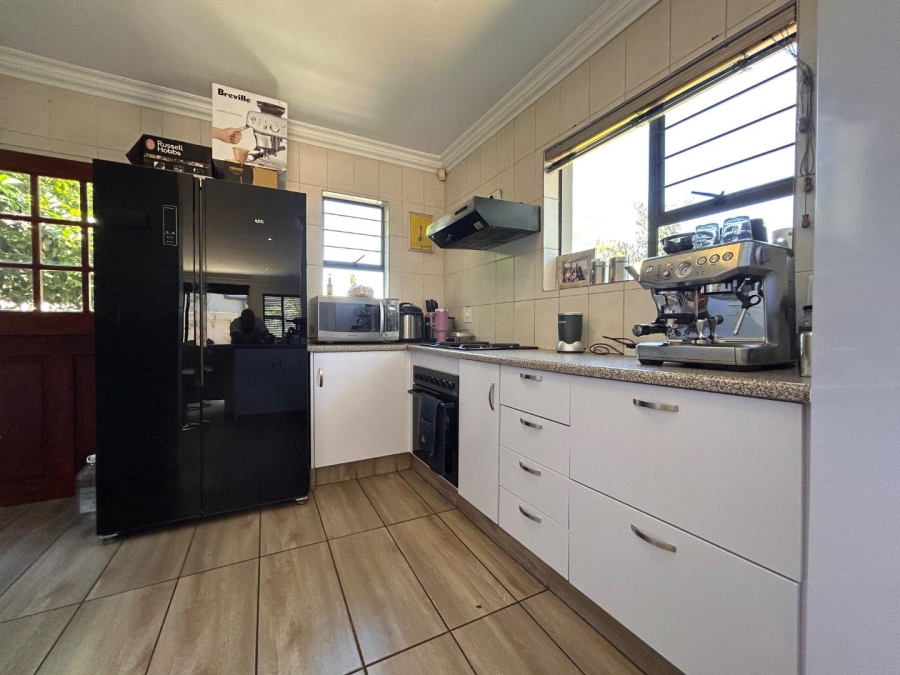 3 Bedroom Property for Sale in Bassonia Rock Gauteng