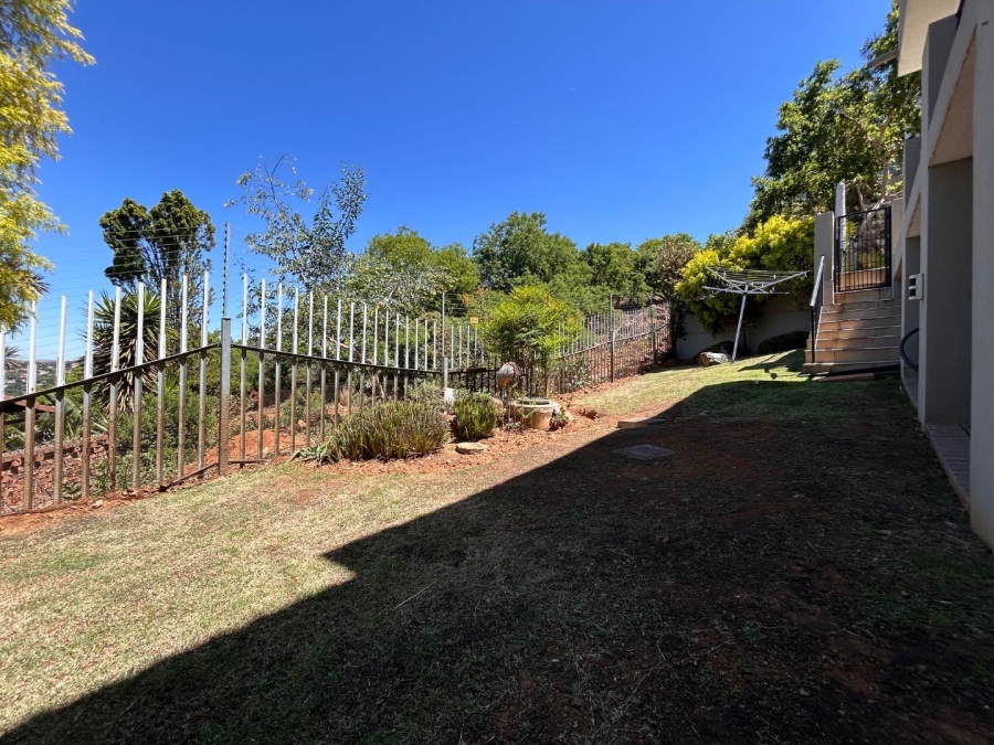 3 Bedroom Property for Sale in Bassonia Rock Gauteng