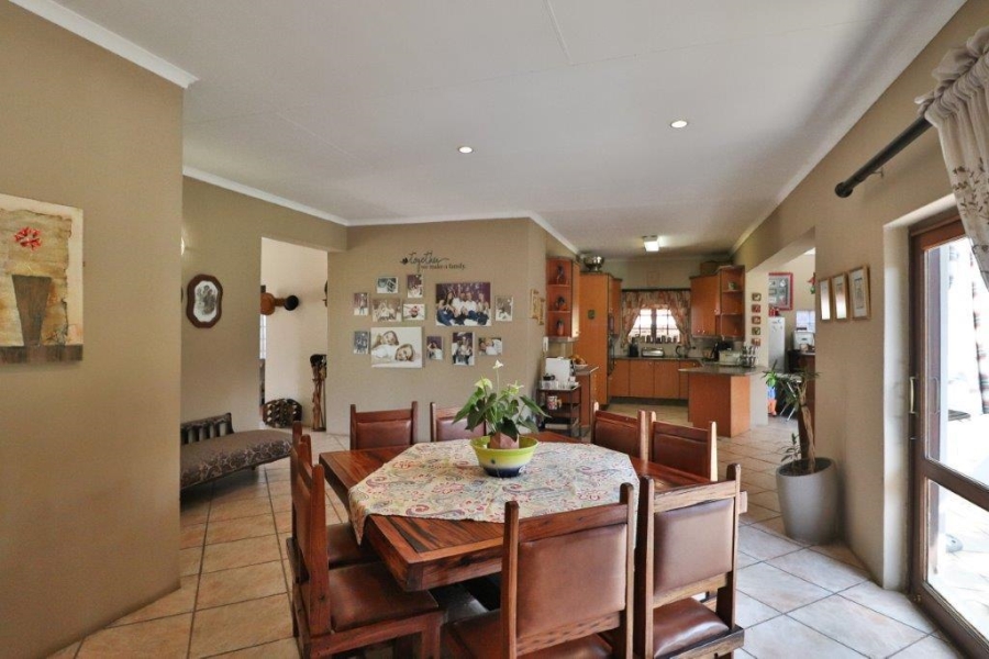 4 Bedroom Property for Sale in New Redruth Gauteng