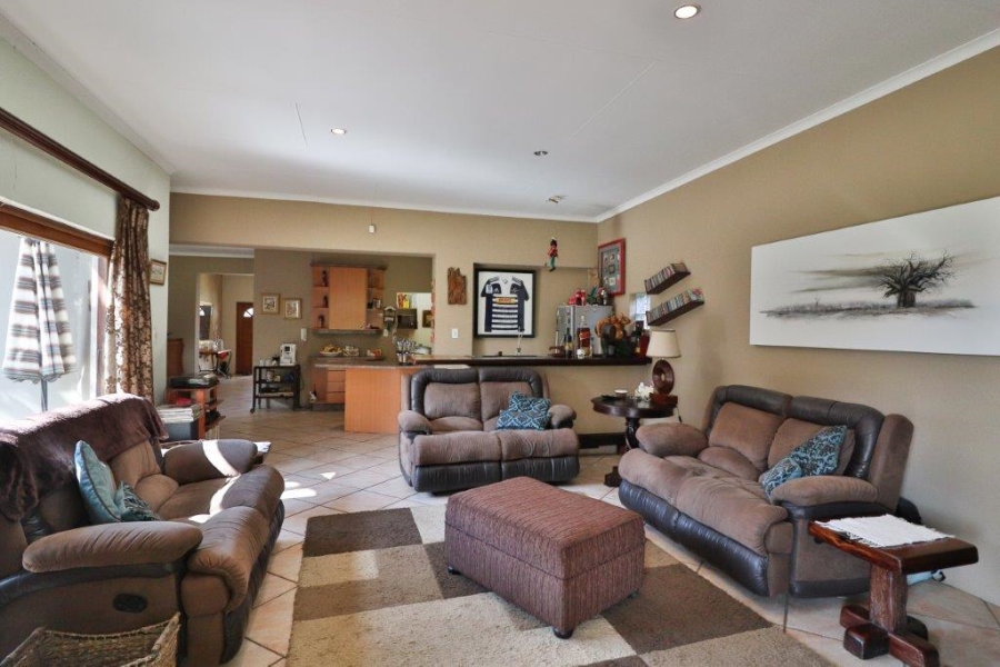 4 Bedroom Property for Sale in New Redruth Gauteng