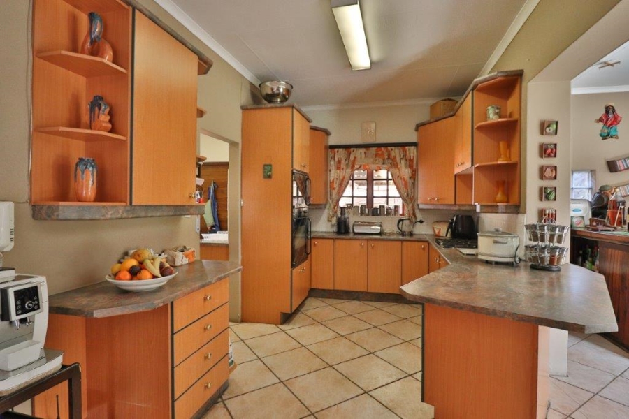 4 Bedroom Property for Sale in New Redruth Gauteng