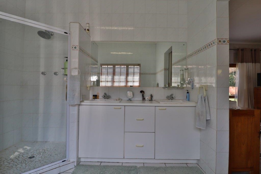 4 Bedroom Property for Sale in New Redruth Gauteng