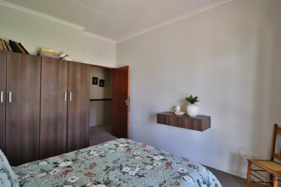 4 Bedroom Property for Sale in New Redruth Gauteng