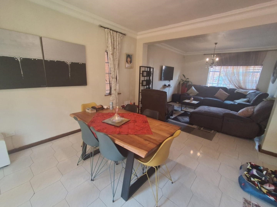 4 Bedroom Property for Sale in Bassonia Gauteng