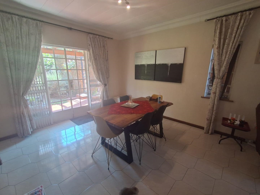 4 Bedroom Property for Sale in Bassonia Gauteng