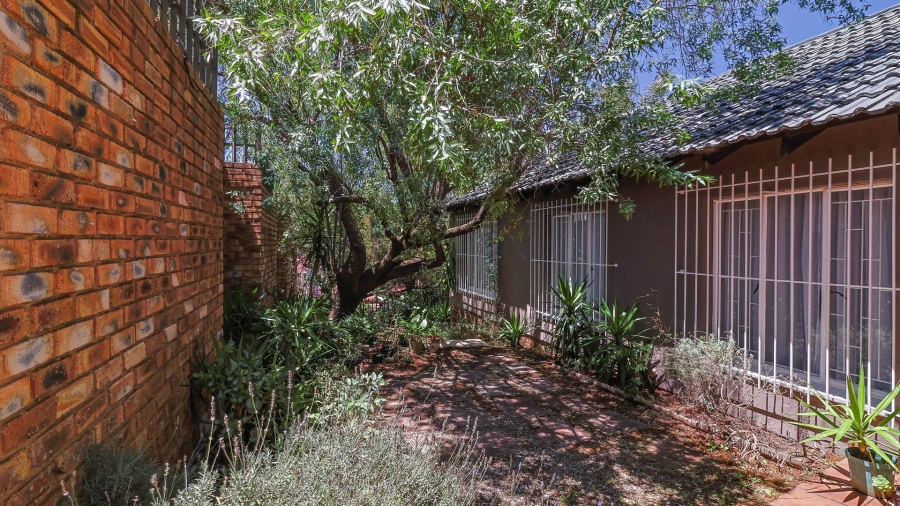 3 Bedroom Property for Sale in Sophiatown Gauteng