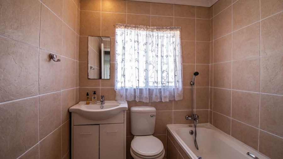3 Bedroom Property for Sale in Sophiatown Gauteng