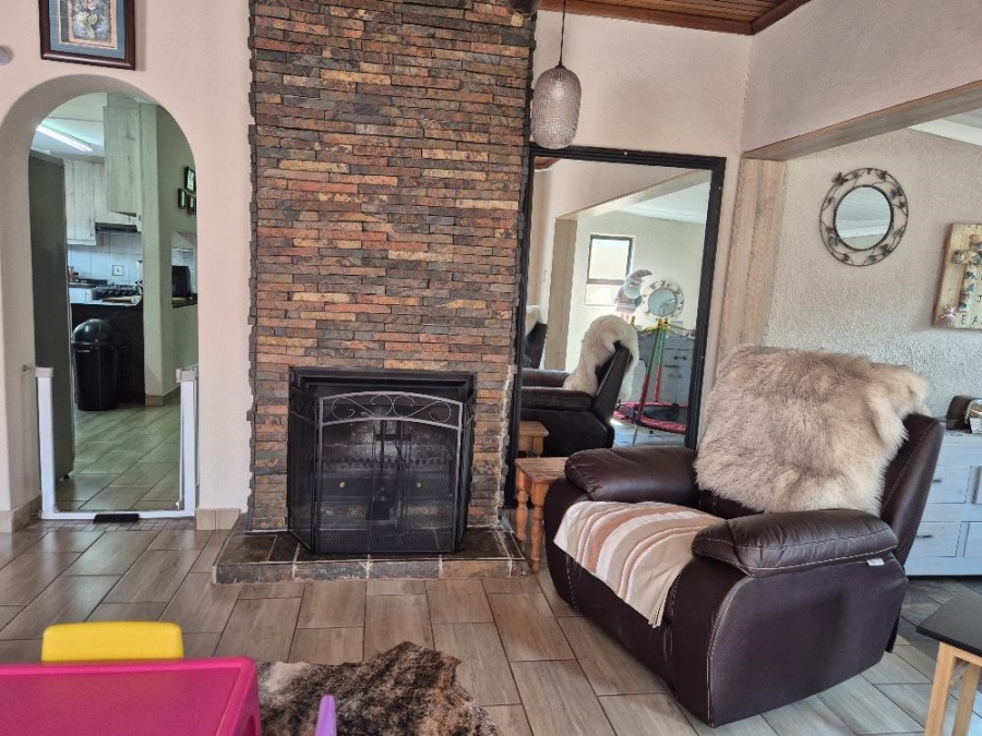 2 Bedroom Property for Sale in Lilianton Gauteng