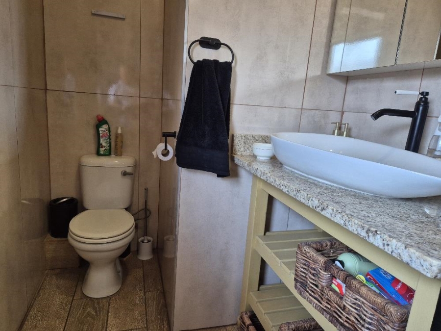 2 Bedroom Property for Sale in Lilianton Gauteng