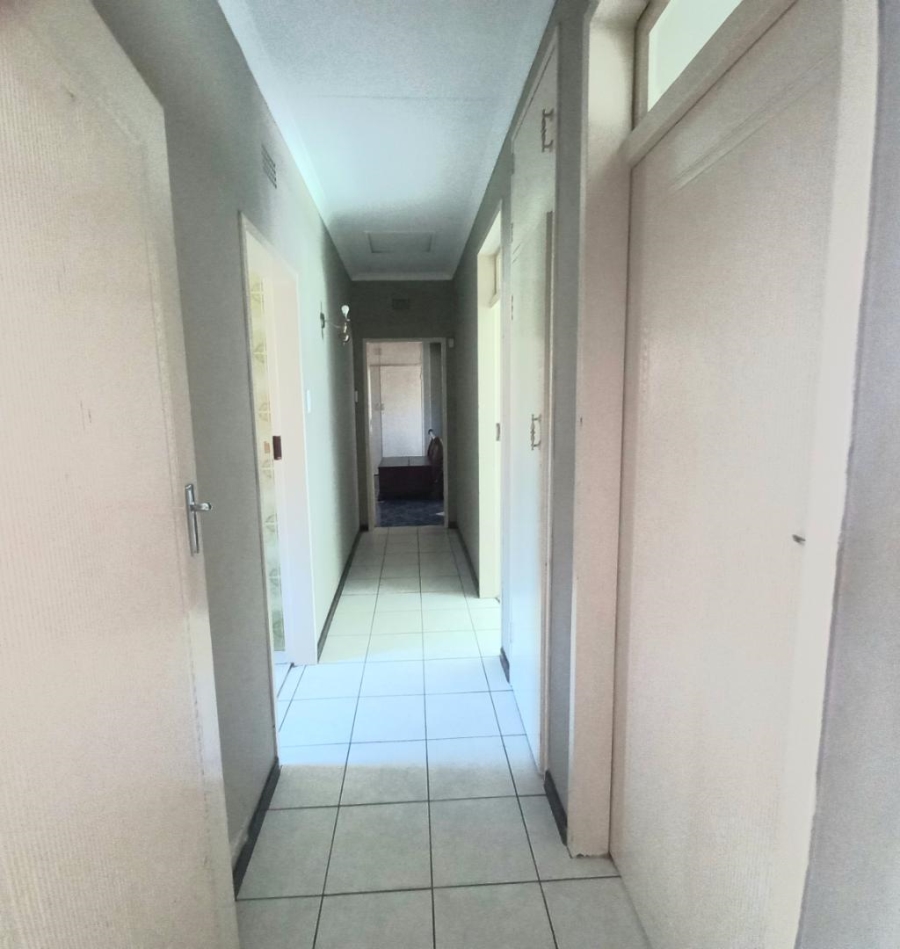 3 Bedroom Property for Sale in Freeway Park Gauteng