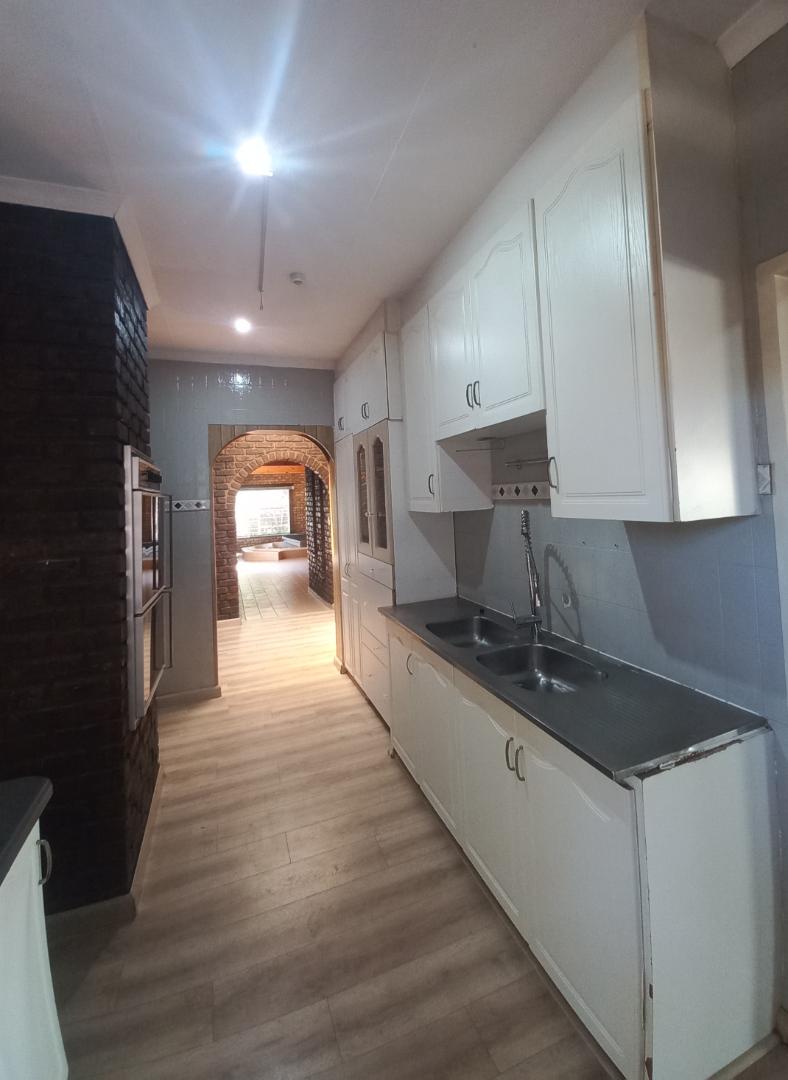 4 Bedroom Property for Sale in Freeway Park Gauteng