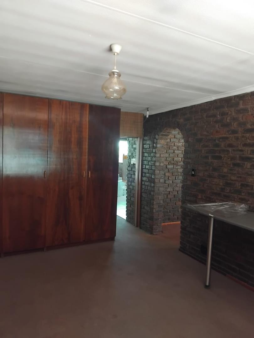 4 Bedroom Property for Sale in Freeway Park Gauteng