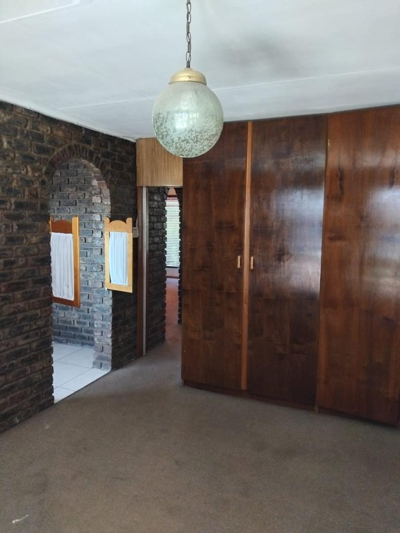 4 Bedroom Property for Sale in Freeway Park Gauteng
