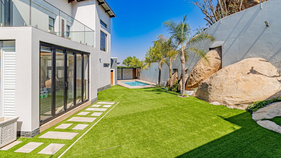 3 Bedroom Property for Sale in Fourways Gauteng