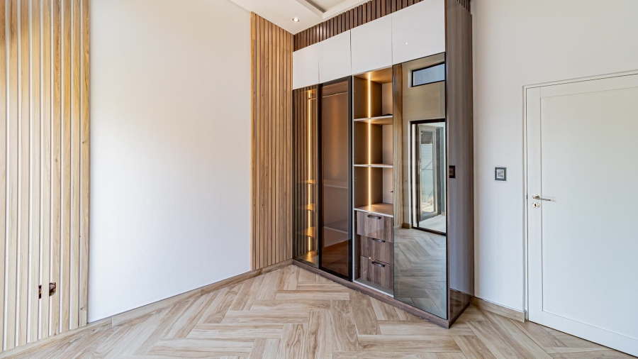 3 Bedroom Property for Sale in Fourways Gauteng