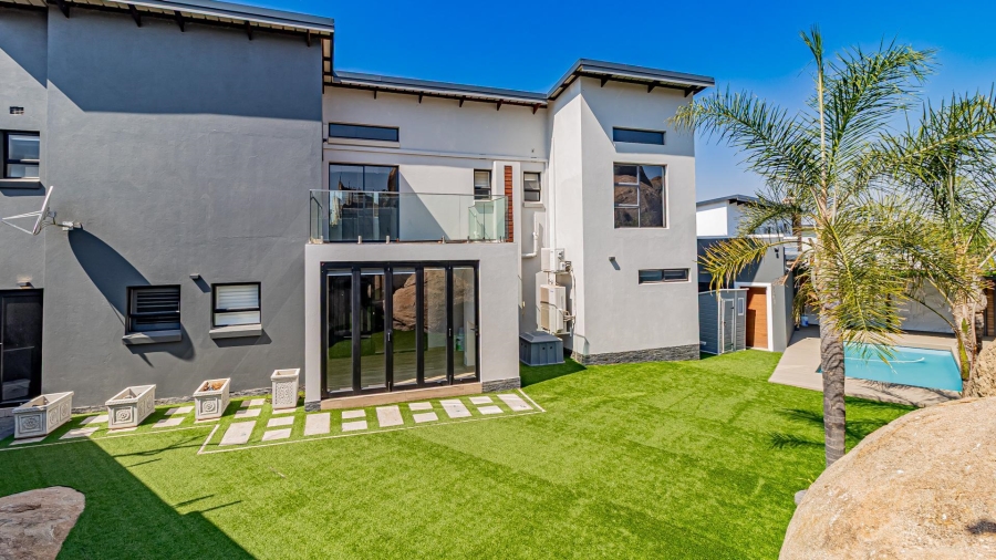 3 Bedroom Property for Sale in Fourways Gauteng