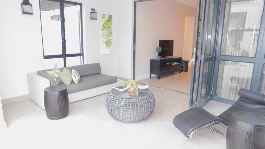 To Let 2 Bedroom Property for Rent in Bryanston Gauteng