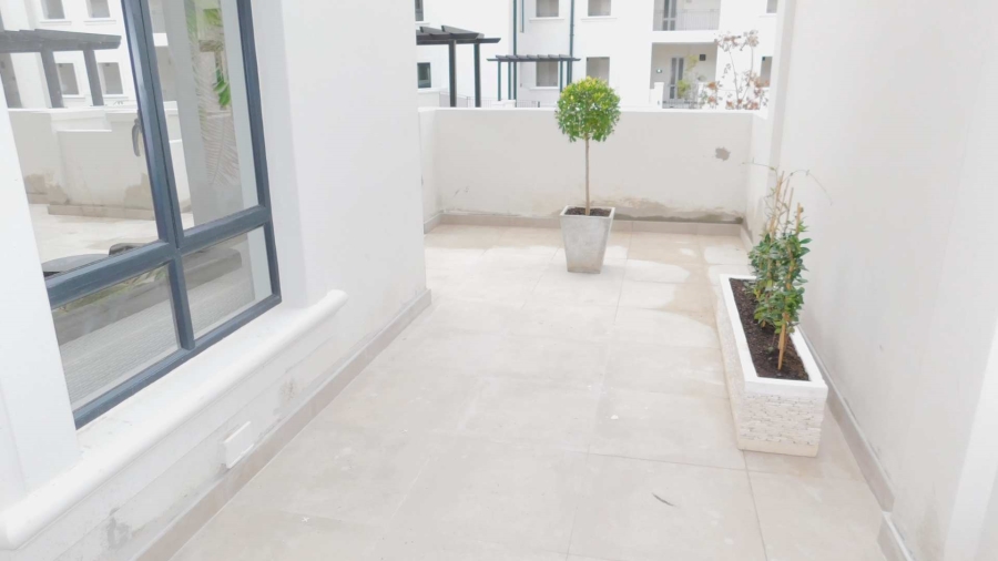 To Let 2 Bedroom Property for Rent in Bryanston Gauteng