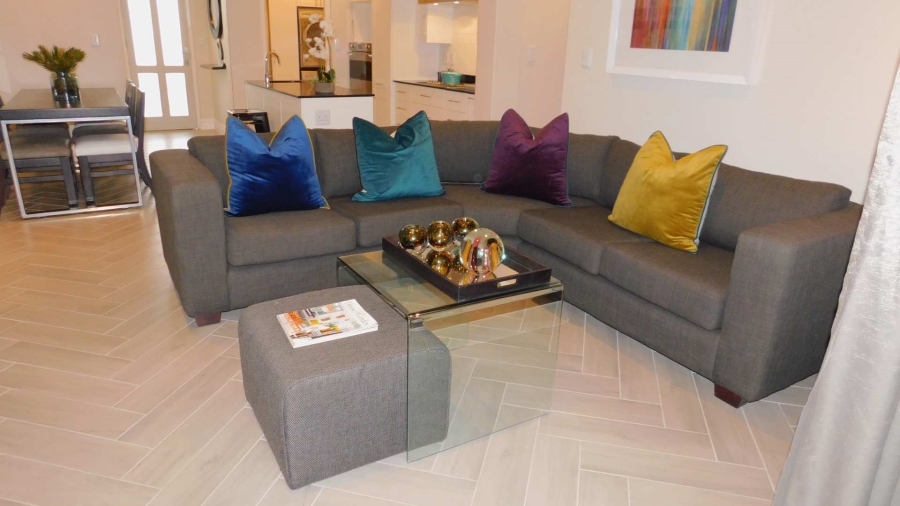 To Let 2 Bedroom Property for Rent in Bryanston Gauteng