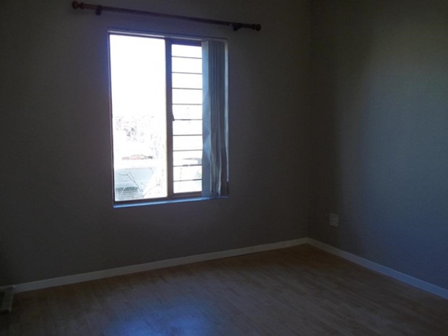 2 Bedroom Property for Sale in Sunninghill Gauteng