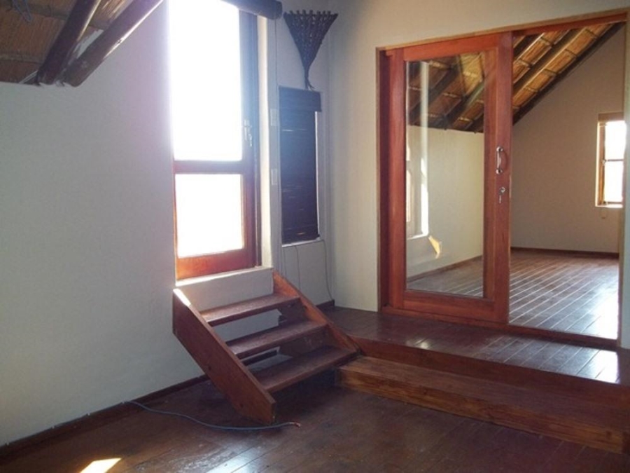 2 Bedroom Property for Sale in Sunninghill Gauteng