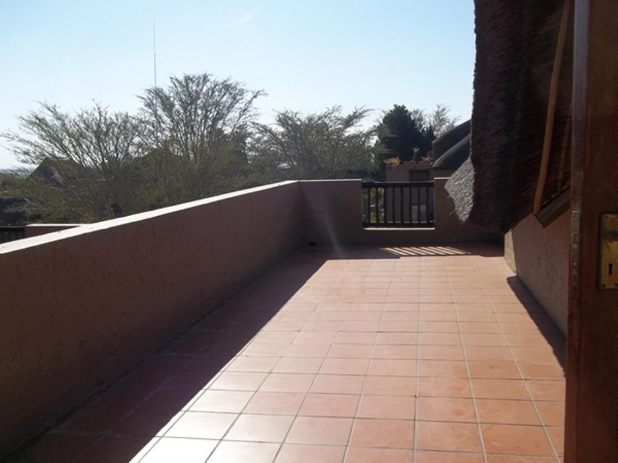 2 Bedroom Property for Sale in Sunninghill Gauteng