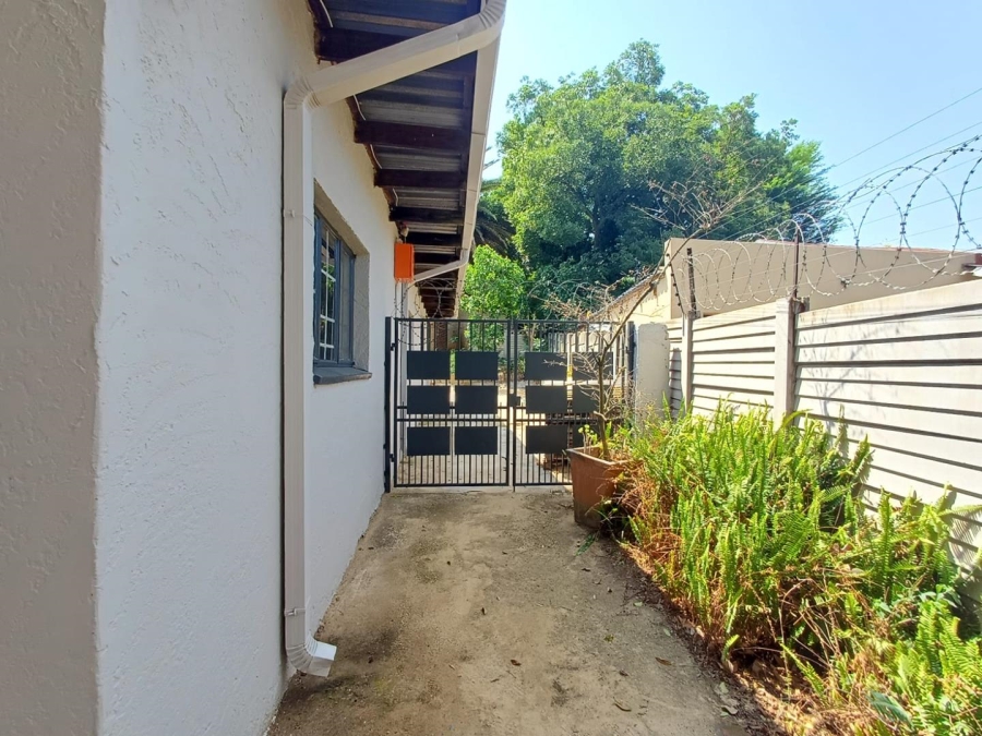 To Let 3 Bedroom Property for Rent in Ferndale Gauteng